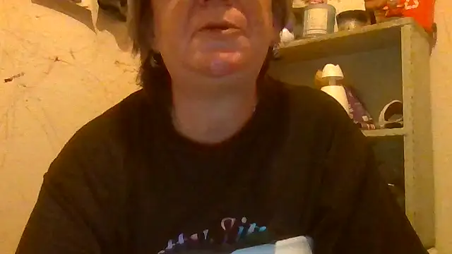 becky1111 online show from June 3, 2026, 10:05 am