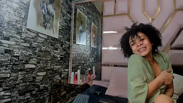 KatalellaAndLayan online show from January 13, 2026, 3:43 am