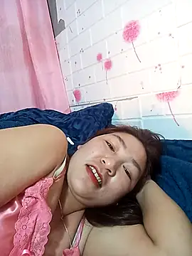 giang0055 online show from February 10, 2026, 2:05 pm