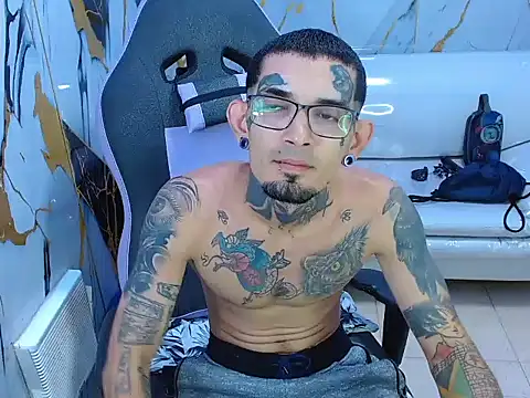 Snapshot of Boy_tatto77 chatting on July 19, 2026, 2:03 pm Boy tatto77 online show from July 19, 2026, 2:03 pm