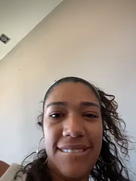 MikaScarlet online show from April 16, 2026, 10:49 am