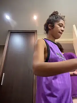 MikaScarlet online show from April 14, 2026, 9:47 am