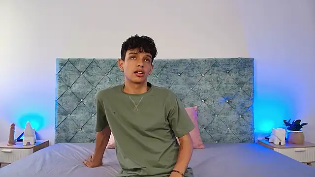 maxfrost 1 online show from December 20, 2025, 7:17 pm