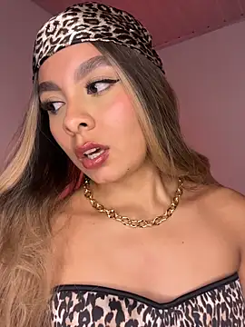 Nicollewest1 online show from February 3, 2026, 12:21 am