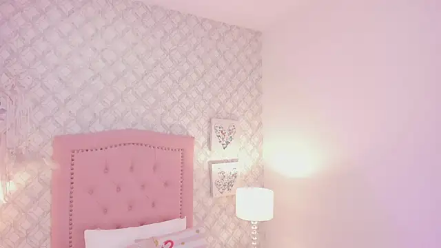 amber  ferrera online show from February 25, 2026, 11:43 am