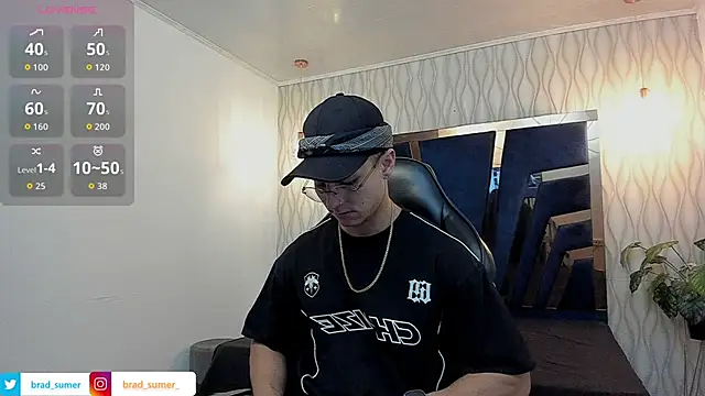 Noah Clarkk online show from April 12, 2026, 1:25 pm