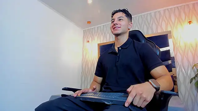 Noah Clarkk online show from March 24, 2026, 5:35 pm