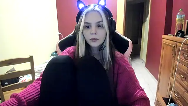 LunaAngell online show from January 7, 2026, 9:09 pm