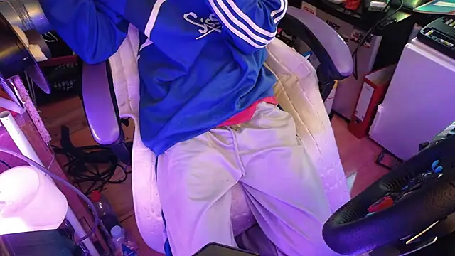 Gay-Versaut online show from February 23, 2026, 11:16 pm