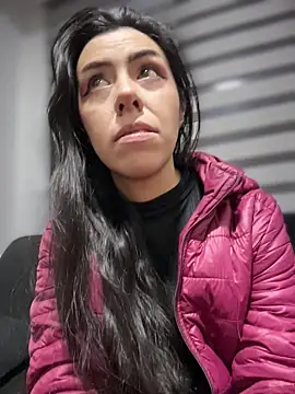 Snapshot of Sky_Girl_LS chatting on December 23, 2025, 1:05 am Sky Girl LS online show from December 23, 2025, 1:05 am