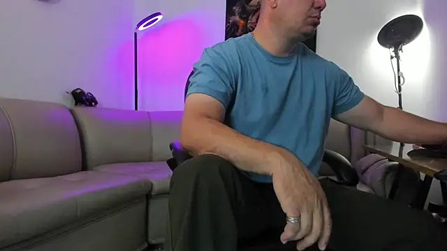 Dante Bellini online show from December 22, 2025, 11:21 am