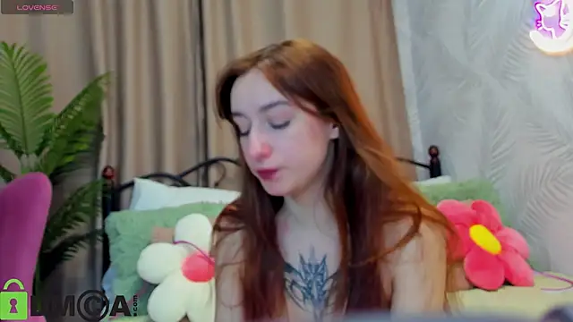 Snapshot of Hi__Karuuu chatting on January 18, 2026, 1:09 am Hi Karuuu online show from January 18, 2026, 1:09 am