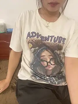 waki-lusy online show from April 18, 2026, 5:21 am