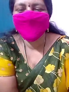 Snapshot of telugutrisha chatting on January 9, 2026, 1:18 pm telugutrisha online show from January 9, 2026, 1:18 pm