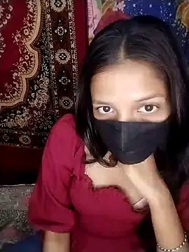 Snapshot of Surbhi-dixit chatting on February 3, 2026, 6:35 pm Surbhi-dixit online show from February 3, 2026, 6:35 pm
