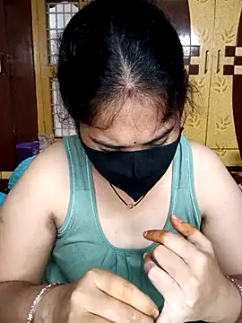 maduri   online show from April 3, 2026, 1:34 am