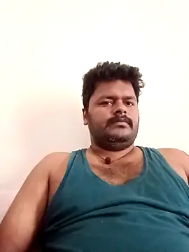 Snapshot of yourwellman chatting on May 12, 2026, 6:43 am yourwellman online show from May 12, 2026, 6:43 am