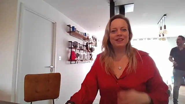 Miss-Chupagirly online show from March 3, 2026, 10:00 am