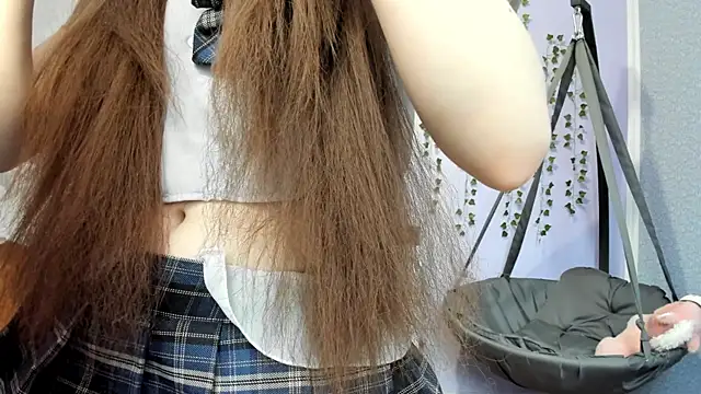 Yoonhee ki online show from April 13, 2026, 2:10 pm