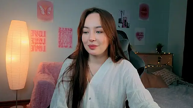 fallin lovee online show from February 5, 2026, 7:43 pm