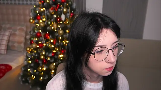 Snapshot of DeliaLoma chatting on January 8, 2026, 5:24 am DeliaLoma online show from January 8, 2026, 5:24 am