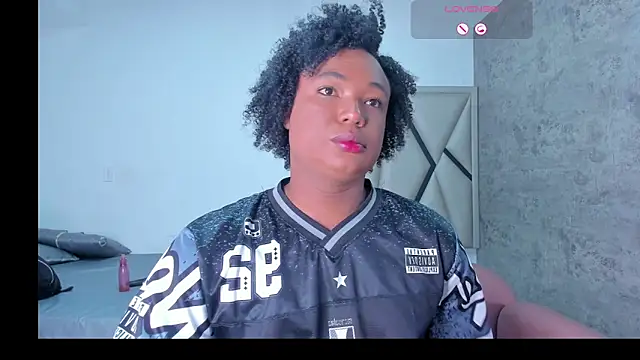 Snapshot of Harmony-01 chatting on January 10, 2026, 8:48 pm Harmony-01 online show from January 10, 2026, 8:48 pm