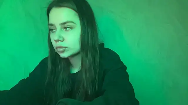 MiloyNoir online show from January 14, 2026, 7:06 pm