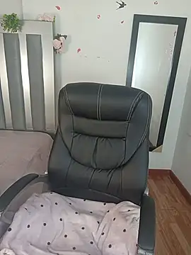 paulina coxx online show from February 10, 2026, 7:46 pm