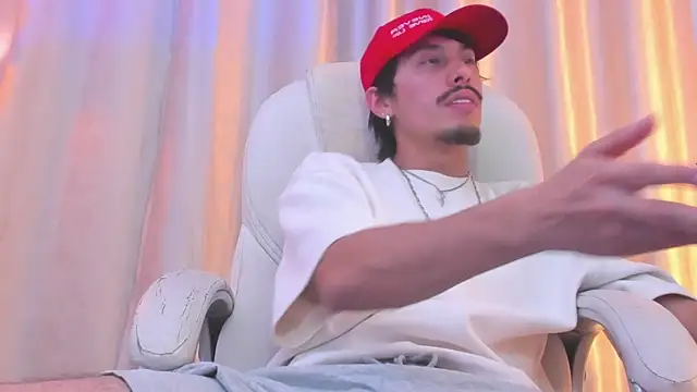 nicopapi  online show from January 8, 2026, 8:37 pm