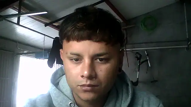 Sickbooy69 online show from May 3, 2026, 9:47 am
