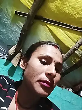 Cuty priti online show from February 5, 2026, 4:47 pm