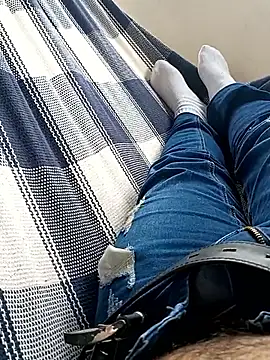 mel-0987 online show from April 16, 2026, 7:25 pm