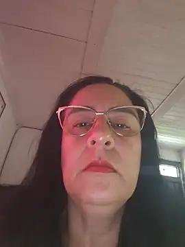 Snapshot of KiaraFoster chatting on June 23, 2026, 12:36 pm KiaraFoster online show from June 23, 2026, 12:36 pm