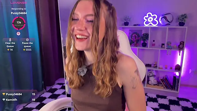 KellySunn online show from July 17, 2026, 8:11 am