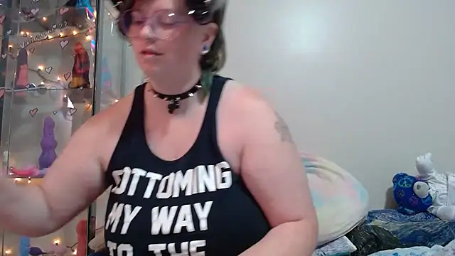 Pupghostt online show from April 10, 2026, 12:56 pm