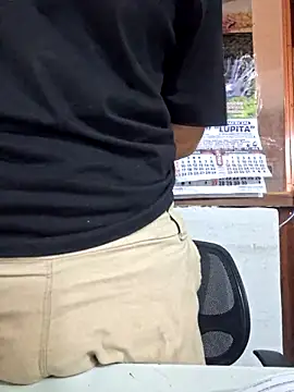 angelm123456 online show from December 22, 2025, 3:45 pm