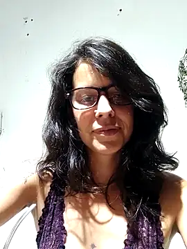 lilithboot online show from December 21, 2025, 9:37 pm