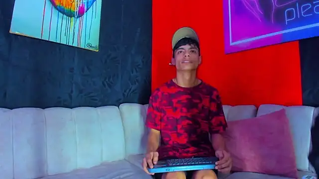 BrownieLoverss online show from January 11, 2026, 2:29 am