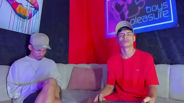 BrownieLoverss online show from January 13, 2026, 2:37 am