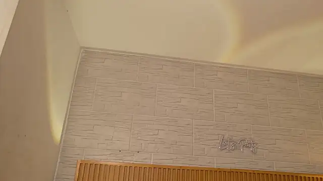 Electra Joness online show from January 18, 2026, 11:19 pm