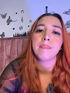 Snapshot of Violetta_Moretti chatting on February 4, 2026, 2:28 am Violetta Moretti online show from February 4, 2026, 2:28 am