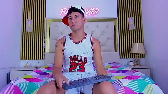 Sweet kevin1 online show from December 22, 2025, 6:24 am