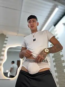 Snapshot of neithan_sleitherx chatting on February 23, 2026, 1:33 pm neithan sleitherx online show from February 23, 2026, 1:33 pm