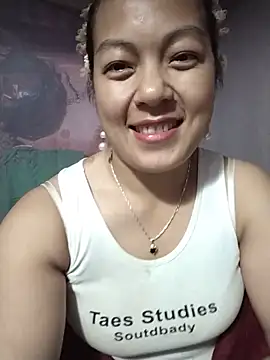 Snapshot of Lucky_cutee chatting on June 11, 2026, 7:49 am Lucky cutee online show from June 11, 2026, 7:49 am