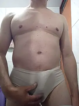 chico-en-tanga online show from April 21, 2026, 5:03 am