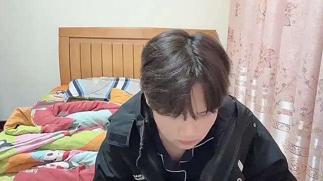 junnan001 online show from January 12, 2026, 11:06 am