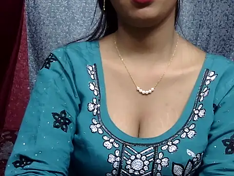 cute Dirty Diva online show from April 4, 2026, 3:40 pm