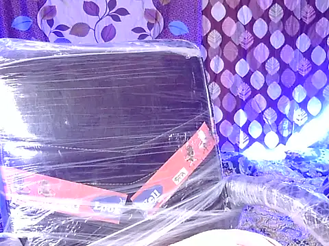 cute Dirty Diva online show from February 18, 2026, 3:30 pm