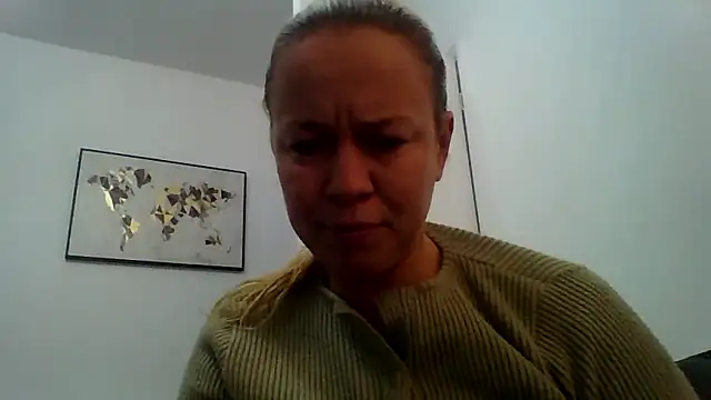 Snapshot of jennyblondeuk chatting on January 8, 2026, 4:57 pm jennyblondeuk online show from January 8, 2026, 4:57 pm