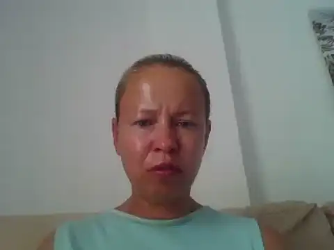 jennyblondeuk online show from May 31, 2026, 3:18 pm